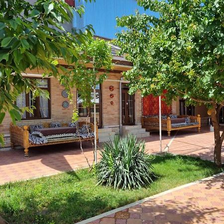 Salomat Guest House Samarcanda Exterior foto